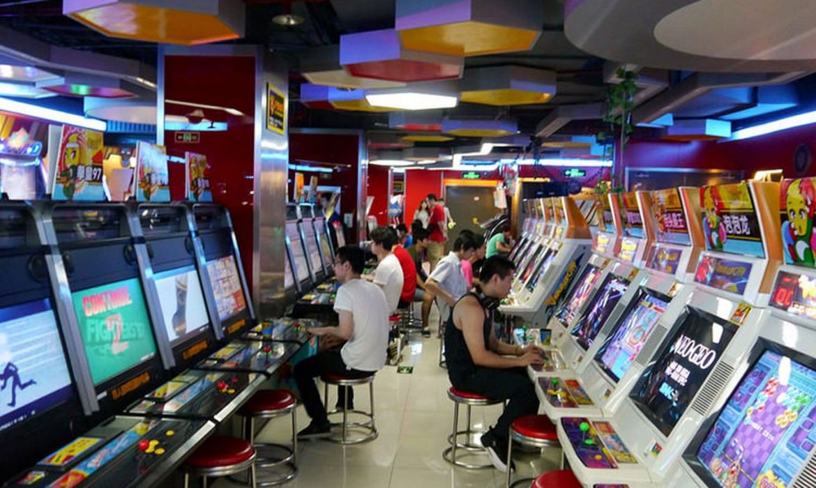 Suasana Game Arcade Center Di Negara Cina